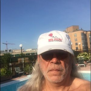 Meet your Posher, Ronald